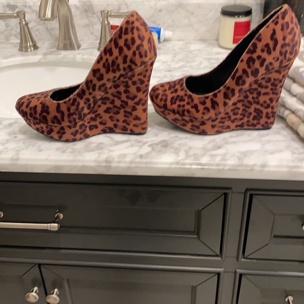 Leopard wedge heels - Picture 3 of 4